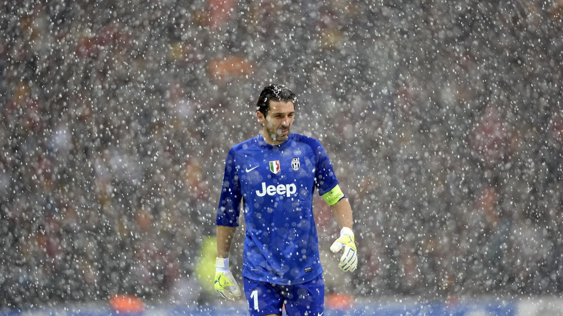 乐鱼体育官网网址-恩多比·恩乔的精准罚球使南非队连续领先，多恩比纳